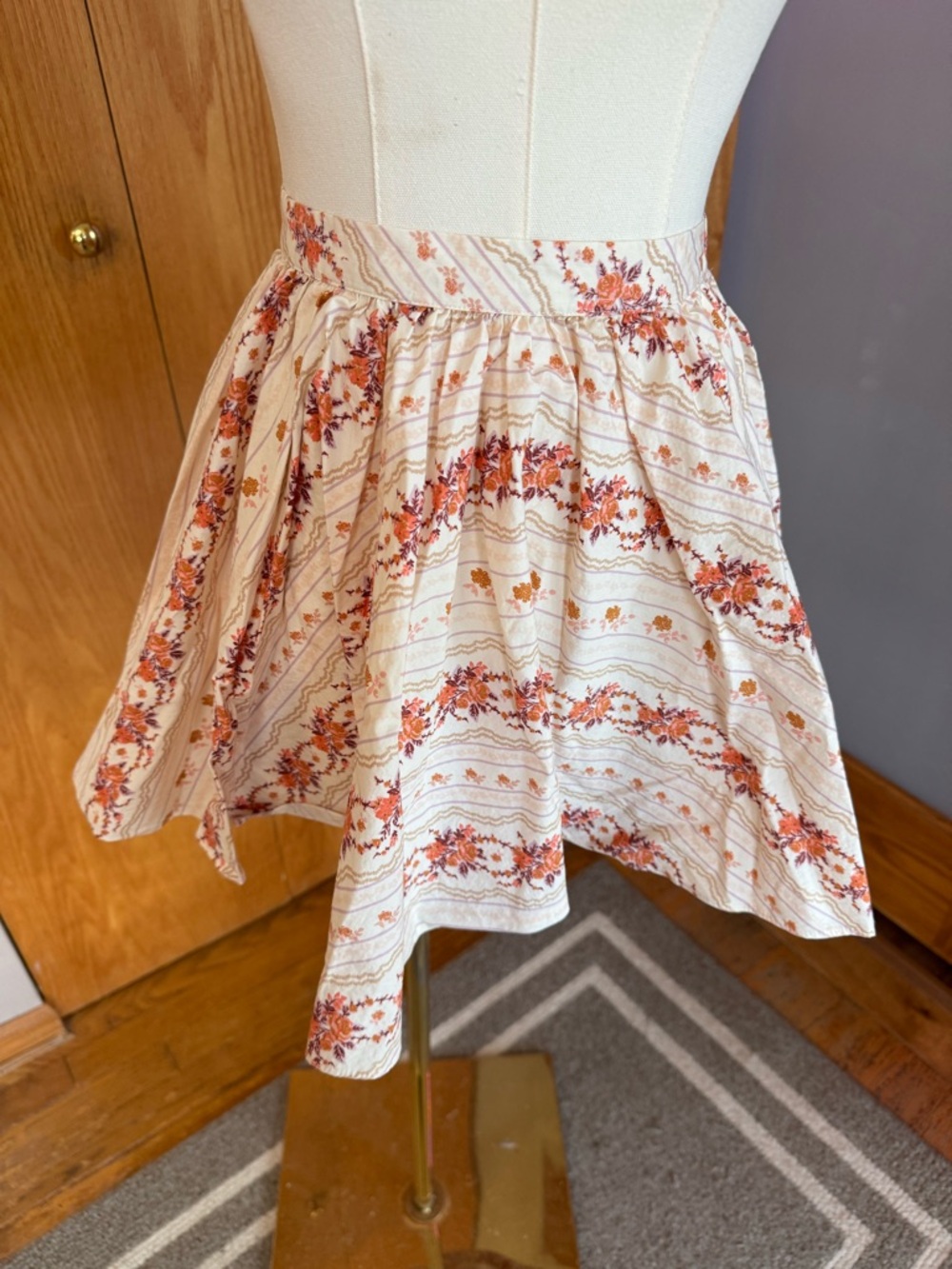NWOT Free People Gaia printed skirt. Size smal - Picture 6 of 11